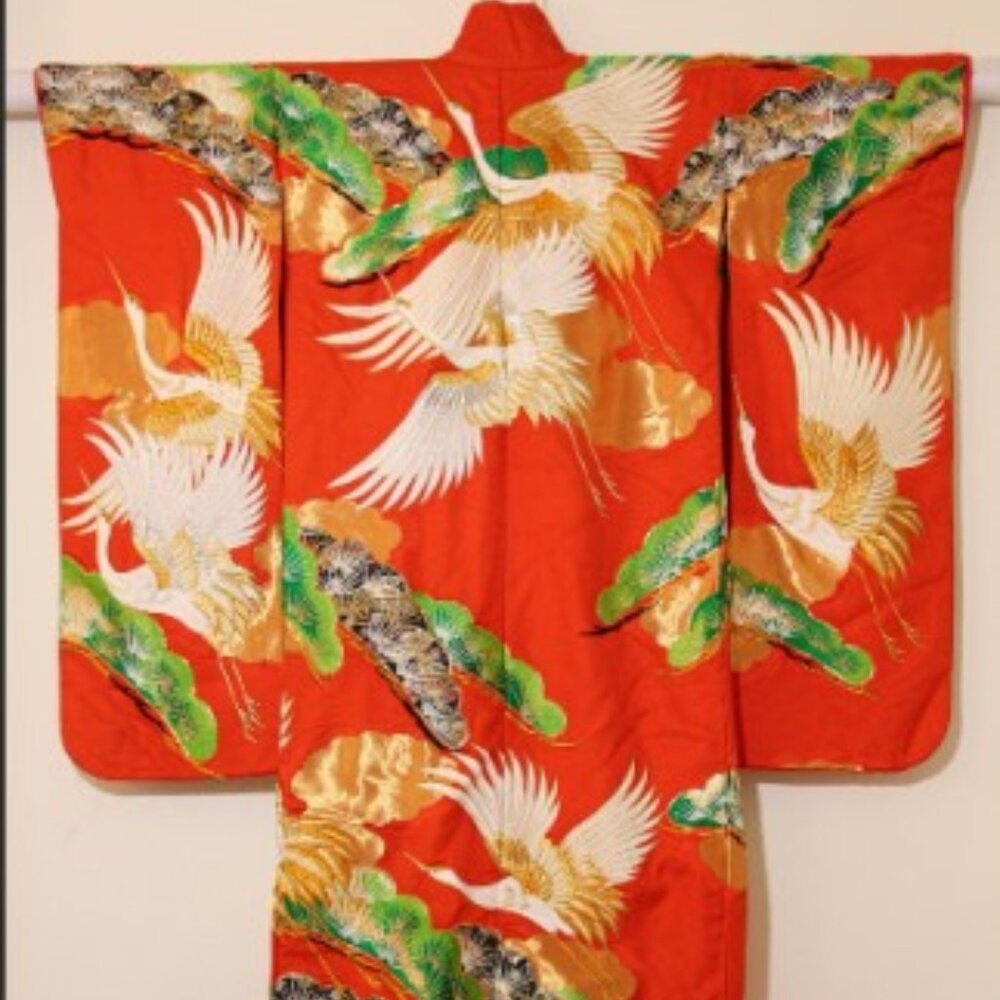 Vintage Traditional Uchika Kimono Elegant Japanese Crane Print Wall Art Dress